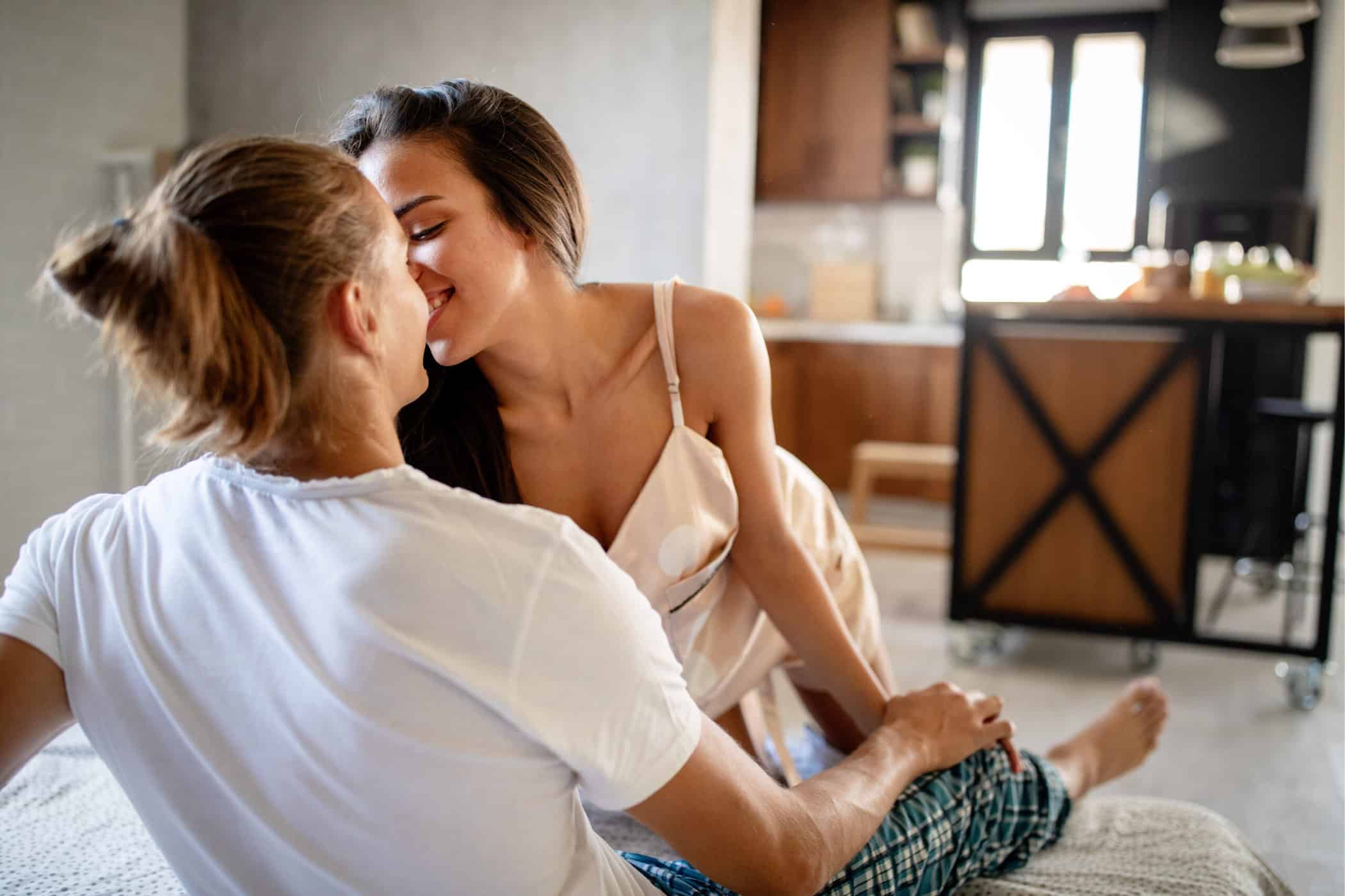 Cách chọn chất bôi trơn an toàn để thỏa sức vùng vẫy khi yêu • AnhSexMoi