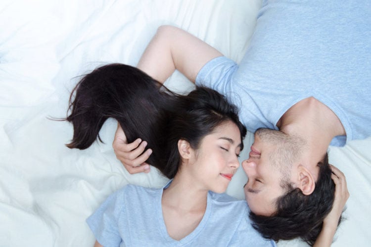 Tiết lộ 6 lý do tại sao đàn ông thích hôn vùng kín phụ nữ • AnhSexMoi