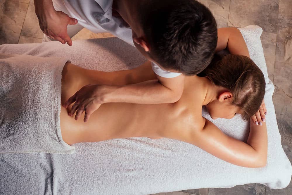 Massage Yoni là gì?