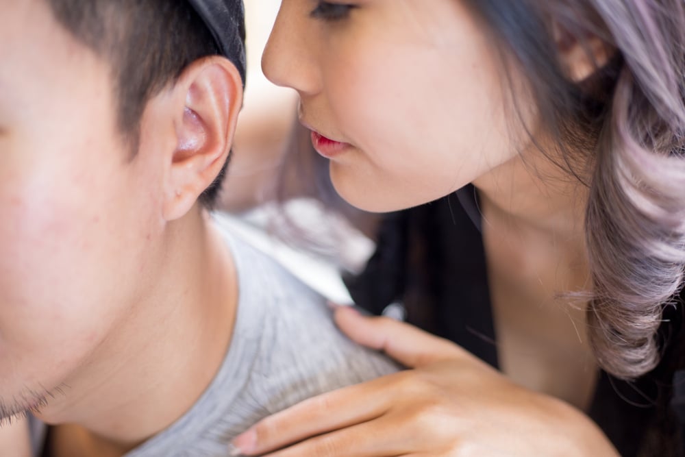 Dirty talk là gì? Cách khẩu dâm tinh tế khi quan hệ tình dục • AnhSexMoi